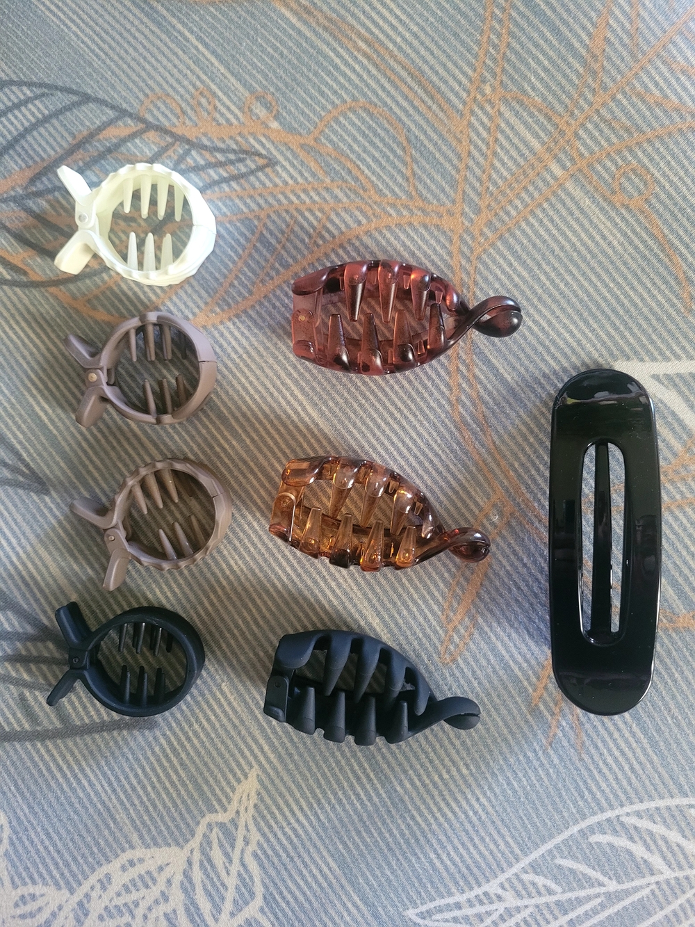 Assorted Hair Clips Set - Black, Brown, Tortoiseshell, Cream